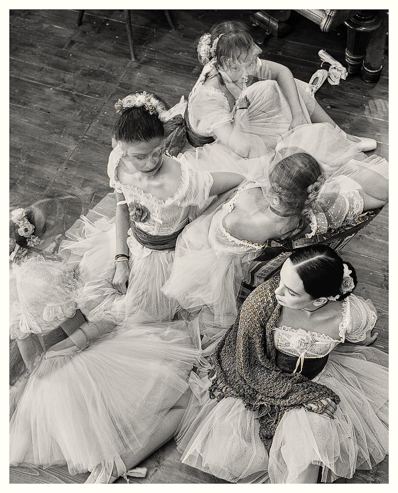 461525757-9034998309846832-4659782424639482208-n Galerie der Fine-Art-Ballettfotografie | Radek Hill